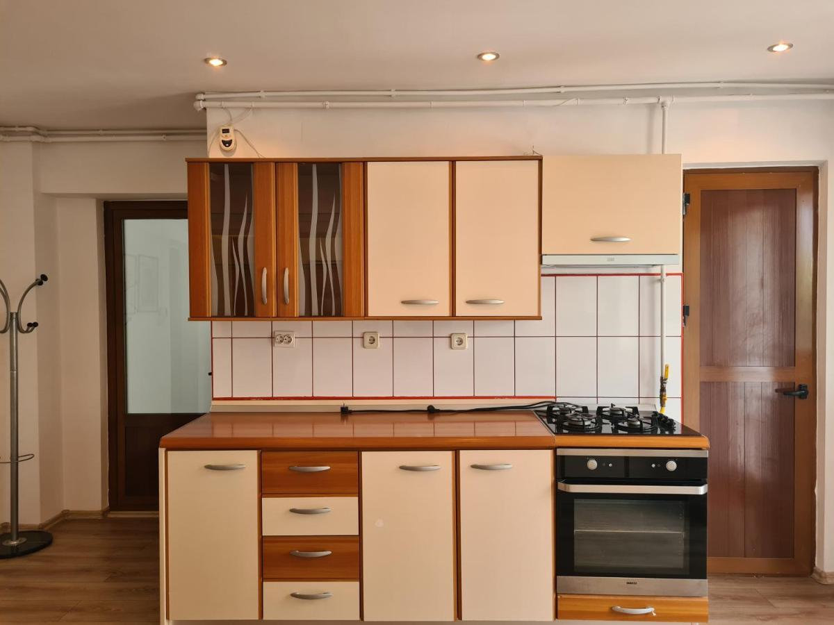 Apartament Anna Targoviste Exterior photo
